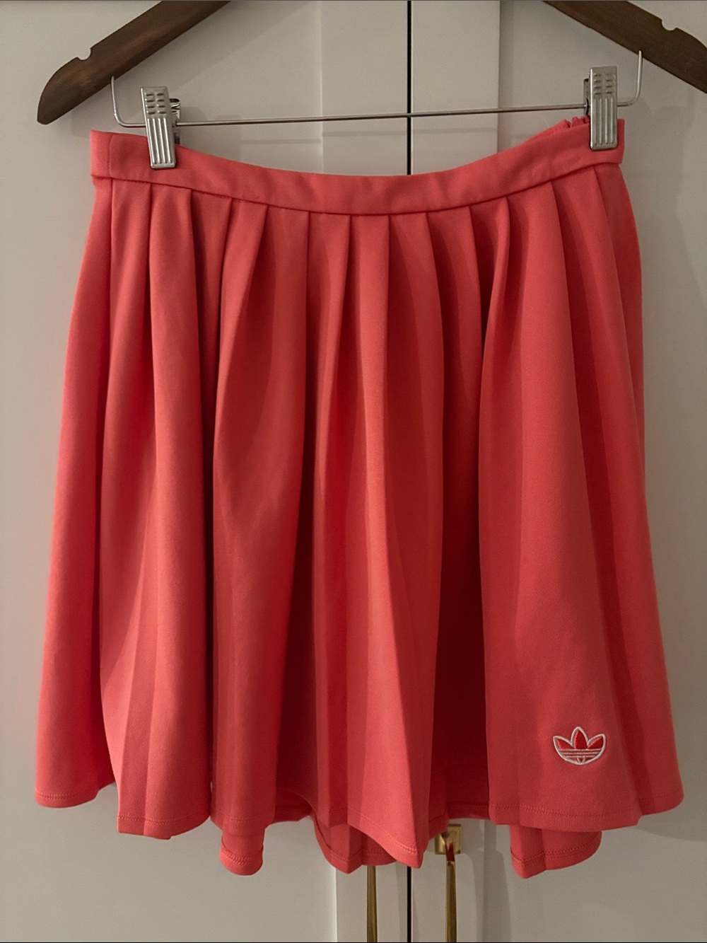 Adidas Coral Pleated Skater Skirt Tennis Golf Logo Size Small